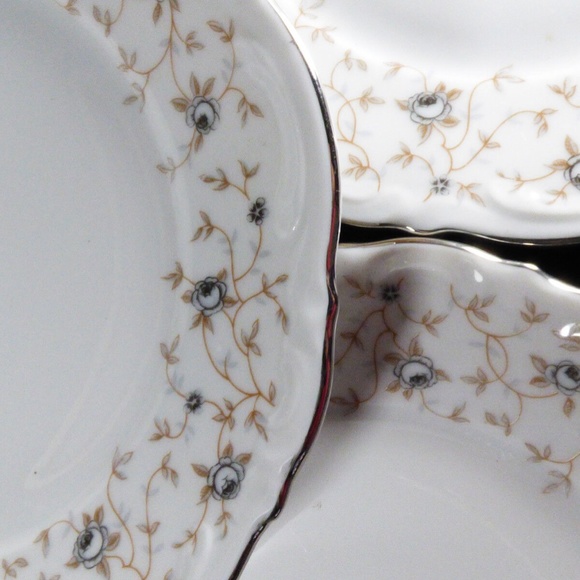 Lot of 7 bread plates 6.75" Mitterteich Bavaria Germany Lady Linda blue rose - Picture 7 of 8